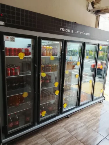 Vendo geladeira 5 portas