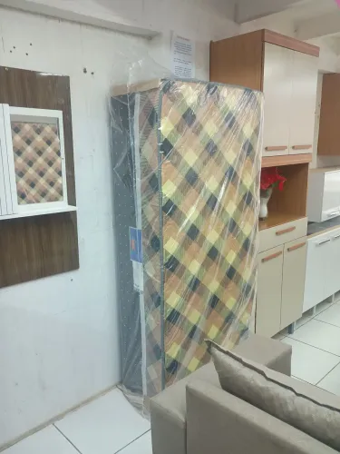 Cama box de solteiro