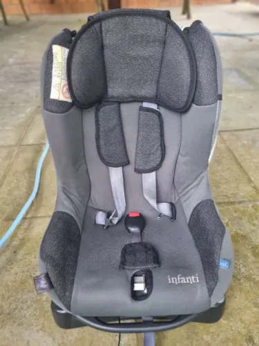 Cadeira infantil para carro 