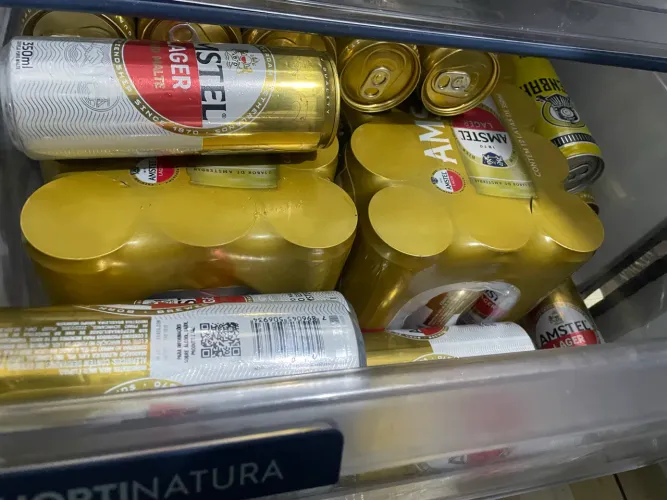 Vendo 24 Amstel de 350 ml