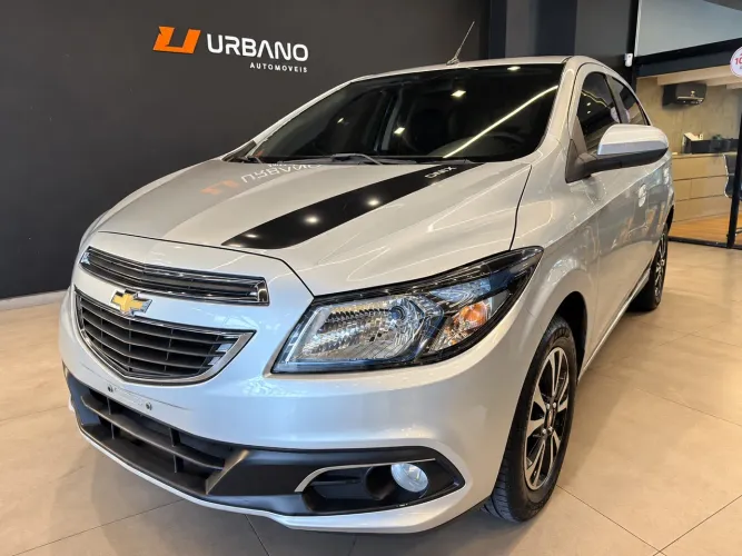 Chevrolet Onix Hatch LTZ 1.4 8V Flex Power Aut. 4P 2015