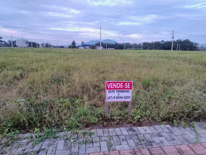 Vende-se Terreno Vila Dona Francisca 