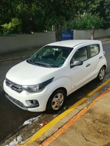 Fiat Mobi Like 1.0 Fire Flex 5P. 2019