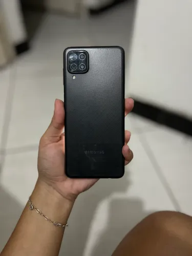 Samsung A12
