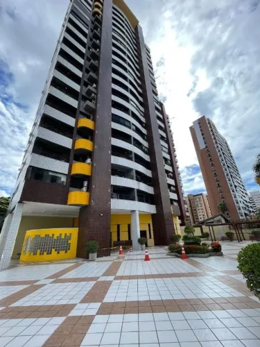 Apartamento com 3 dormitórios à venda, 127 m² por R$ 790.000 - Varjota - Fortaleza/CE