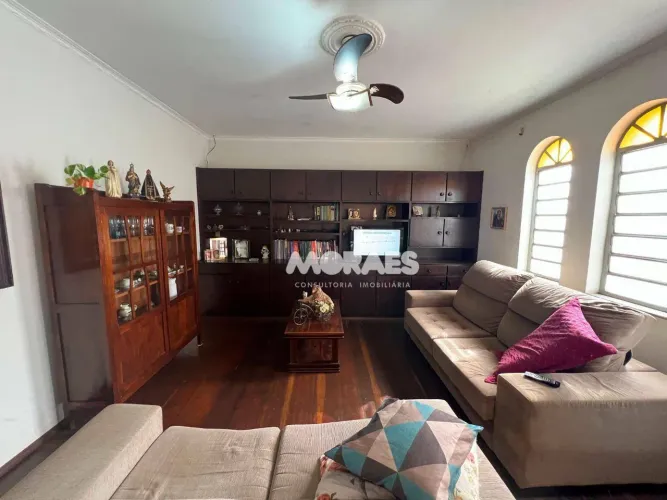 Casa com 6 quartos à venda, 213 m² por R$ 500.000 - Jardim Brasil - Bauru/SP