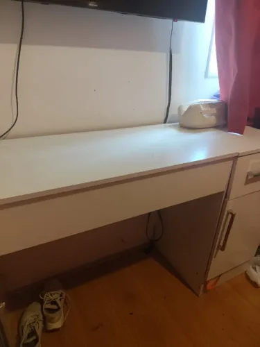 Penteadeira Branca com 1 Gaveta e 1 Porta