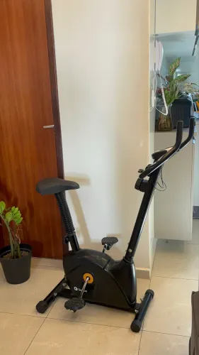Vendo bicicleta ergométrica Gallant seminova