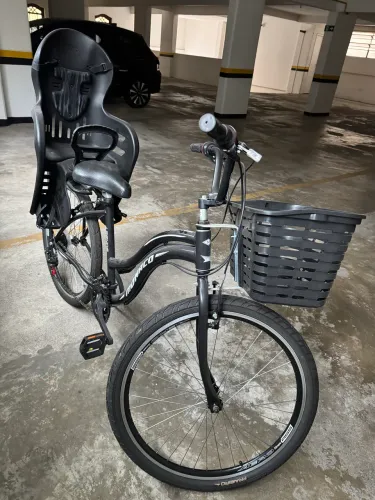 Bicicleta Nova Aro 26 com cadeirinha traseira 