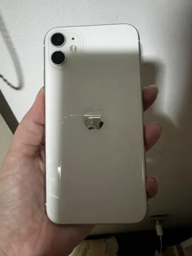 Vendo I Phone 11 64 GB / Não aceito troca