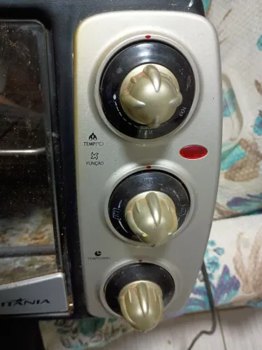 Forno elétrico Britânia 28 litros prime