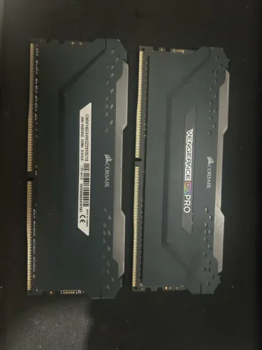 Memoria Ram Corsair Vegeance PRO 2x8Gb 2933mhz