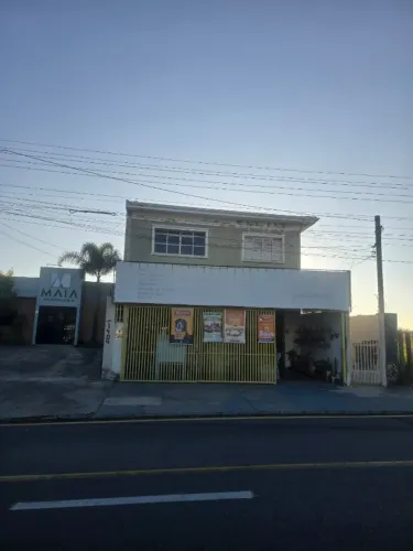 ALUGO CASA NA AV. RUY RODRIGUES, PROX A LOJA HAVAN, OTIMA LOCALIZAÇÃO