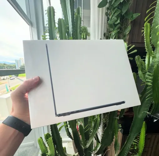 MacBook Air M5 13.6? | 512 SSD 16gb de ram | com 1 ano de garantia 