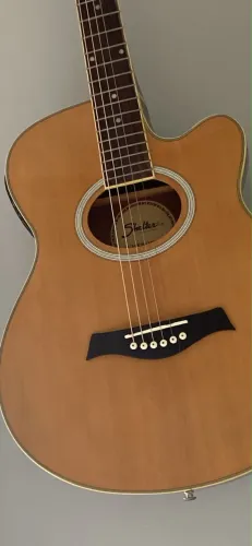 Violão Shelter
