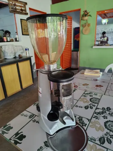 MOEDOR DE CAFÉ
