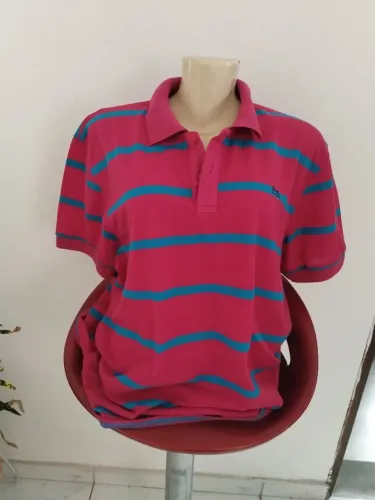Camisas pólo.
