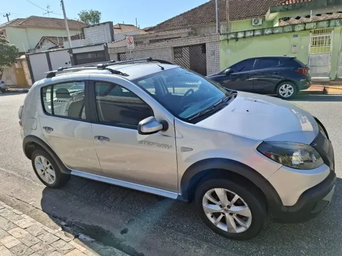 Renault Sandero Stepway Hi-power 1.6 8V 5P 2013