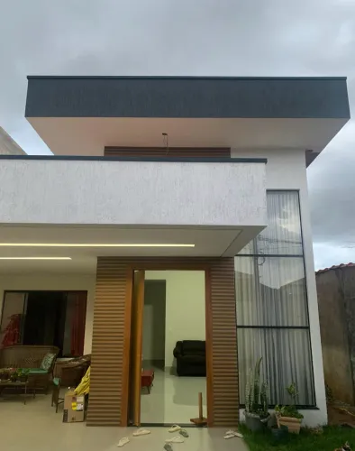 RUA 08 Duas casas novas em lote de 800 metros.
