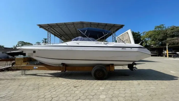 Lancha Real Hawk 32 Pés - Urgente 