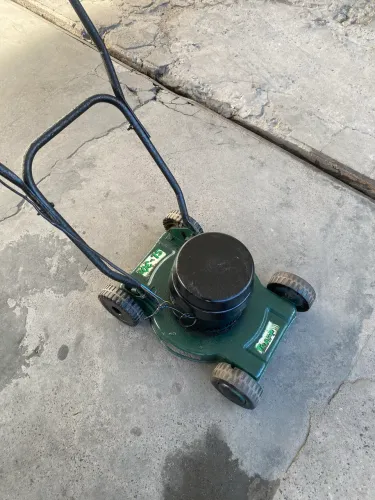 MÁQUINA DE CORTA GRAMA TRAPP