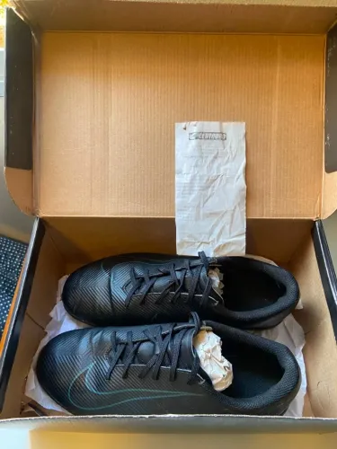 Chuteira Futsal Nike Adulto Tam 41 - Grafite (Usada Apenas 1 Vez / Com Caixa e Nota)