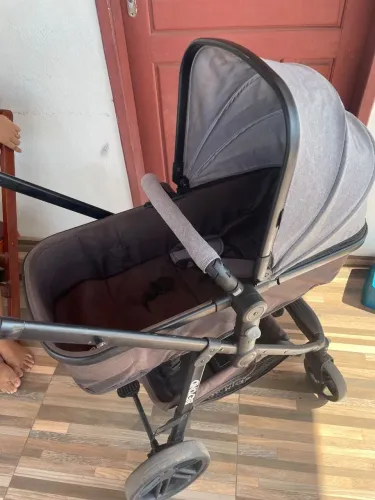 Carrinho de bebê beyond Multikids