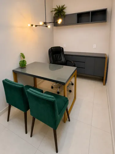 VENDE-SE - CONJUNTO COMPLETO DE MÓVEIS PARA ESCRITÓRIO - R$ 3.000,00