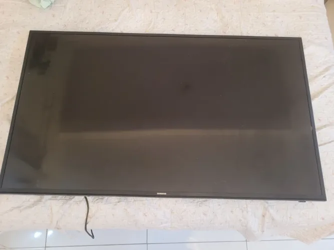 Televisão quebrada