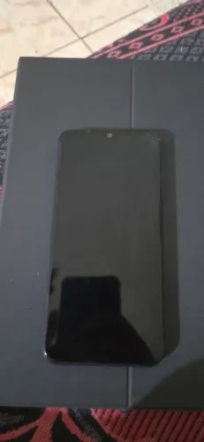 Xiaomi Mi a3 usado funcionando tudo!! Preço baixo pra ir logo!!
