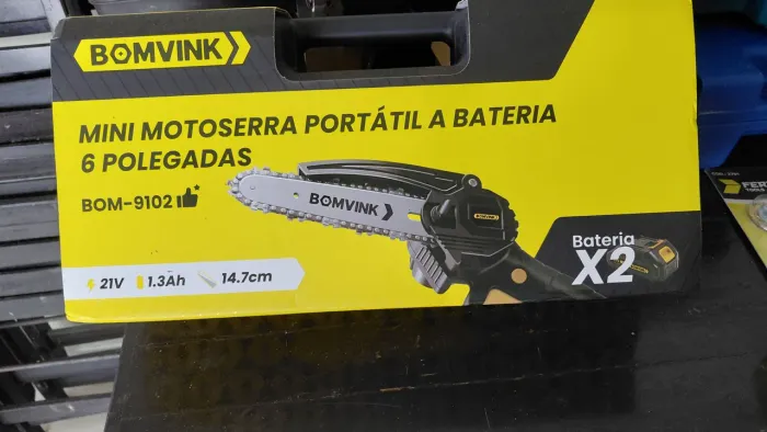 Mini motoserra