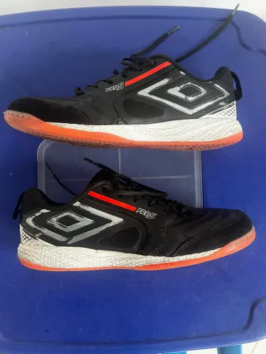 Umbro Pro5 Bump