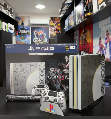 Ps4 PRO Edição Especial God Of War Desbloqueado