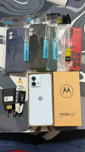 Smartphone Moto G84 azul claro