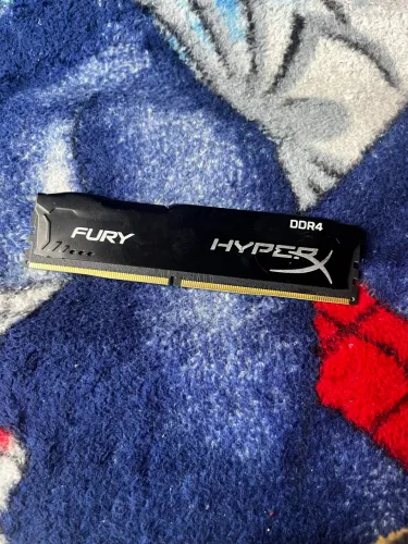 Memória ddr4 hyperx 16gb e 8gb