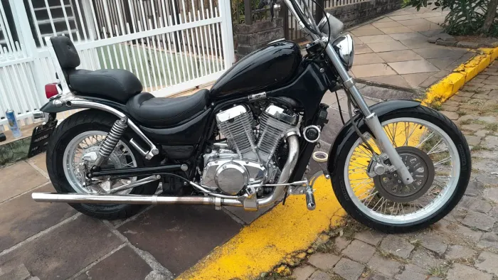 Suzuki intruder vs800gl