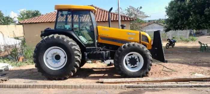 VENDA OU LOCAÇÃO TRATOR