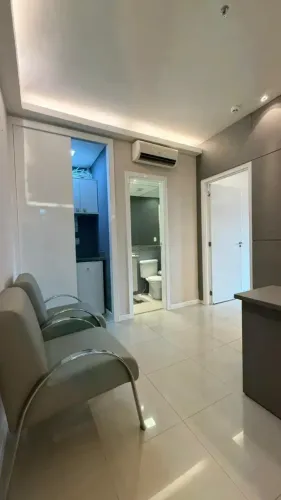 Skye platinum office