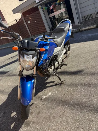 Fazer 250 2011/12 azul