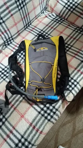 Vendo mochila hidratação com bolsa, marca Bull Terrier