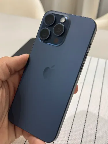 iPhone 15 Pro Max 256 GB com GARANTIA 90 dias