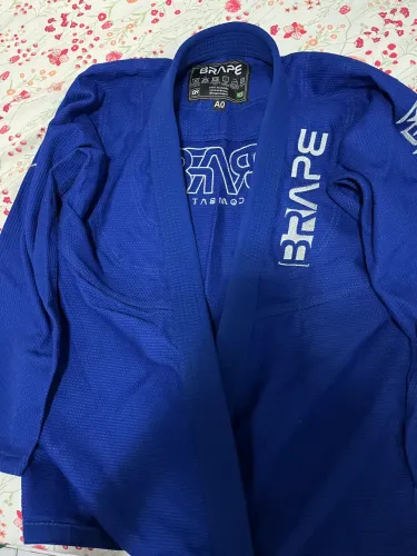 Kimono e faixa de jiu jitsu nunca usados