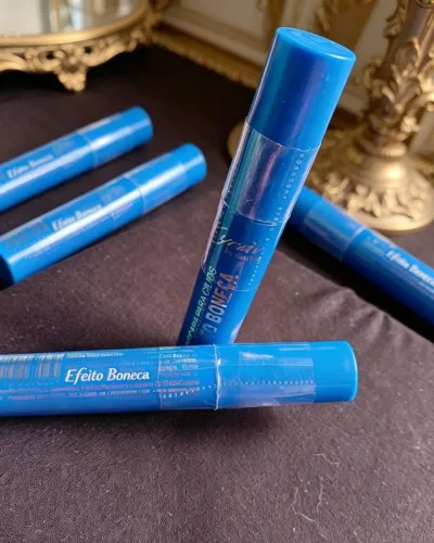 Máscara efeito boneca