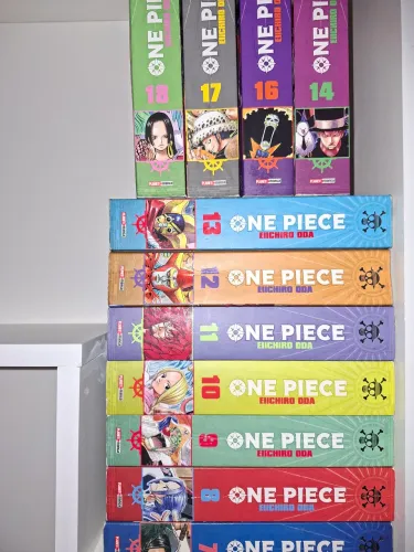 Mangas one piece 7 a 18(exceto o 15)
