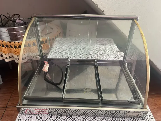 ESTUFA PARA SALGADOS.