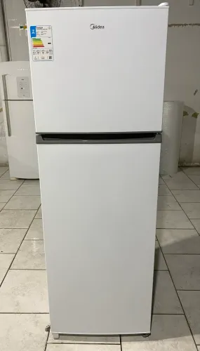 Geladeira midea nova!!