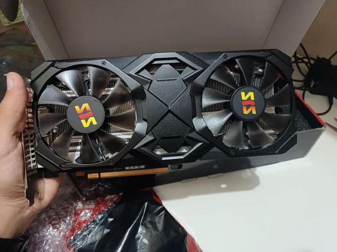 Placa de Vídeo AMD RX 580 8GB 2048SP - Usada