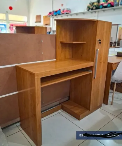 Escrivaninha (Entrega Rápida Produto Novo)