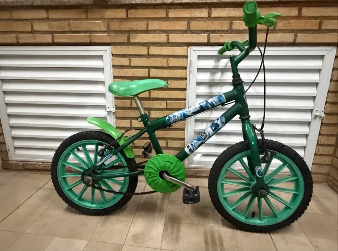Vendo Bicicleta nova 