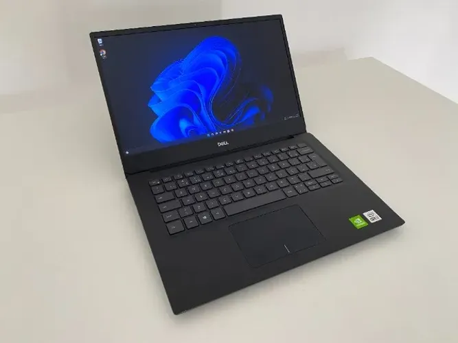 Notebook Gamer Dell i7 10510u + NVIDIA MX230 + 256GB + 16GB + FHD + Biometria Teclado Ilum
